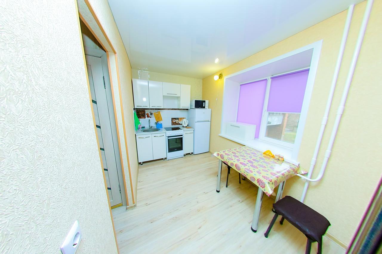Apart On Slavskogo 14 Ust-Kamenogorsk ภายนอก รูปภาพ
