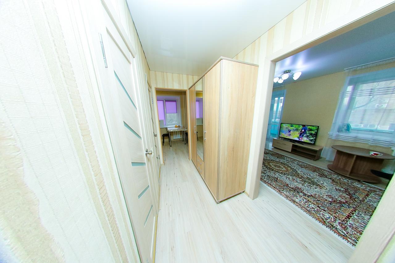 Apart On Slavskogo 14 Ust-Kamenogorsk ภายนอก รูปภาพ